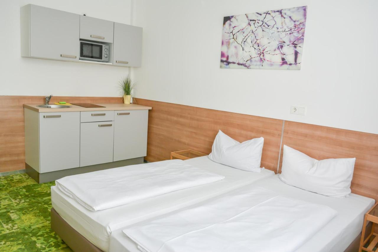 24Seven Apartments - Self Check-In Altdorf  Exterior photo